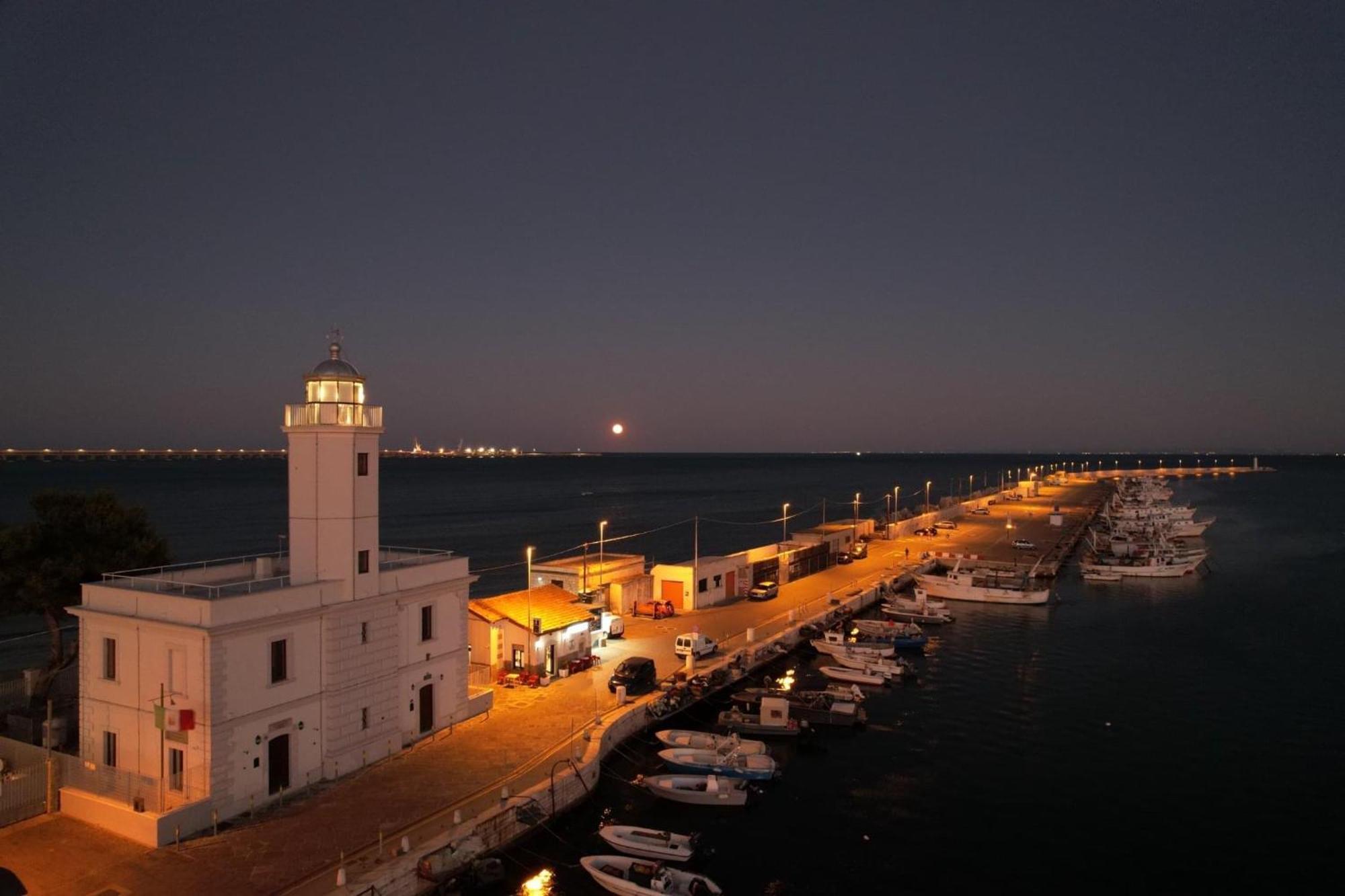 Aparthotel Ca Del Centro Manfredonia Exterior foto