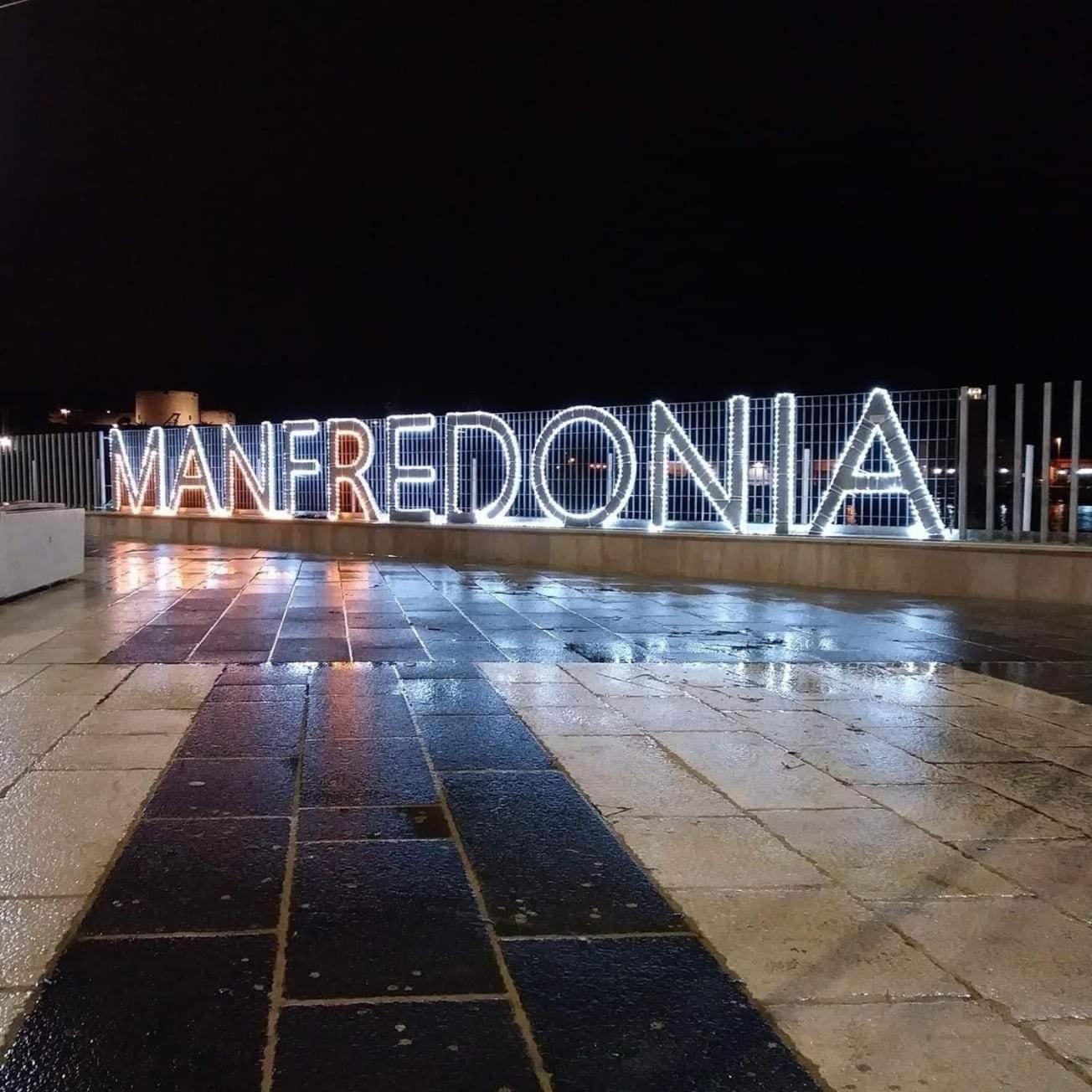 Aparthotel Ca Del Centro Manfredonia Exterior foto